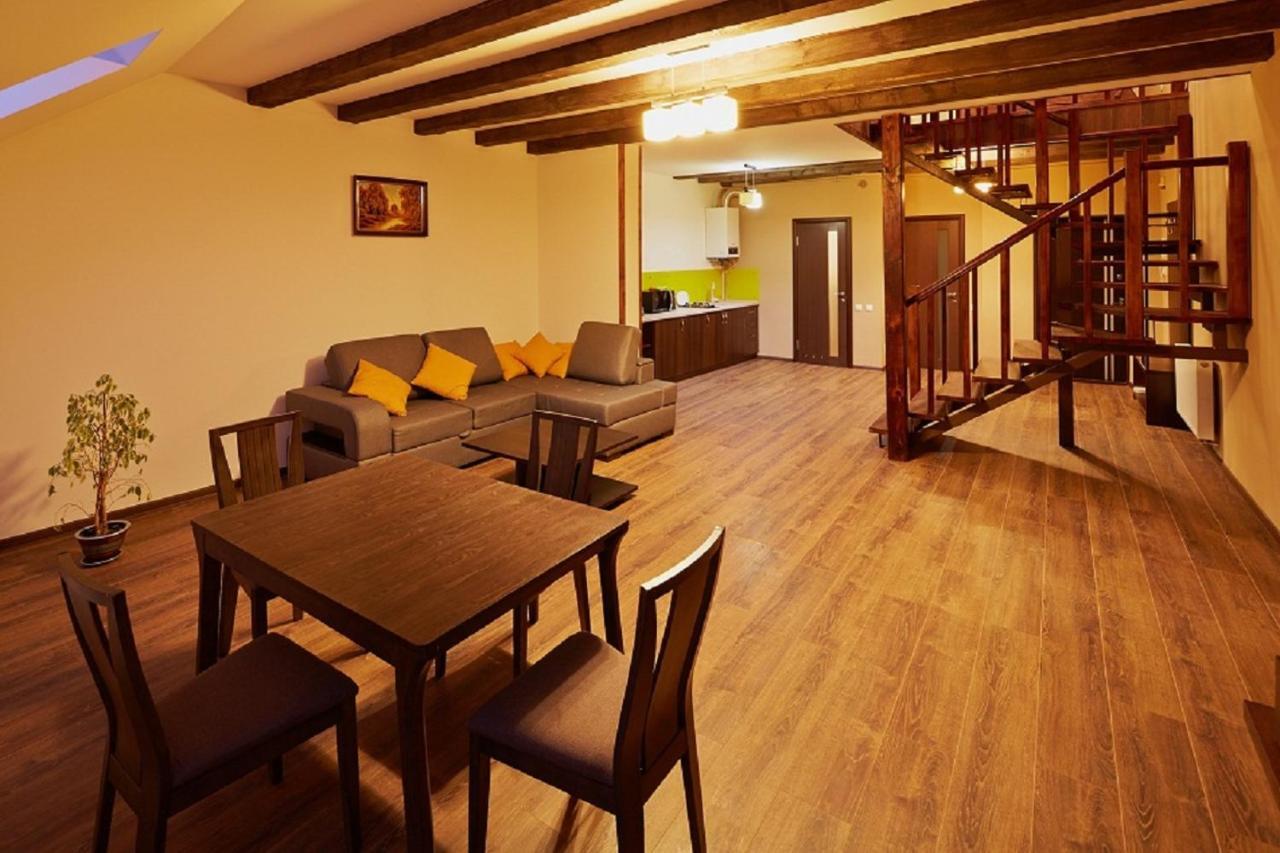 Apartment On Lychakivska Lviv Dış mekan fotoğraf